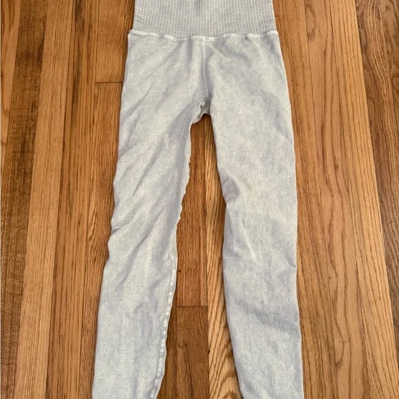 Free People High-Rise 7/8 Length Good Karma Leggings - Picture 7 of 7